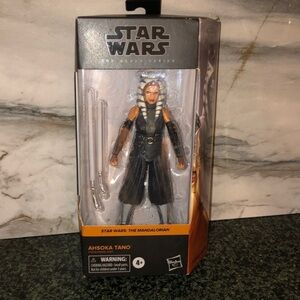 Hasbro Star Wars The Mandalorian Ahsoka Tano Figure